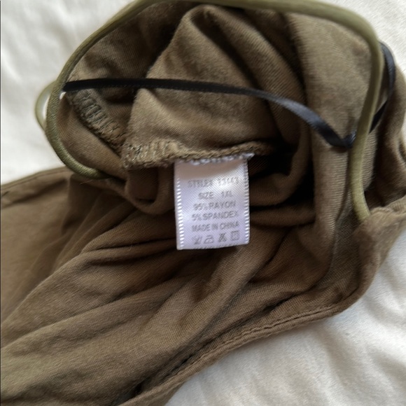 Fashion Nova Green Fitted Crop Tank Top - Picture 4 of 4